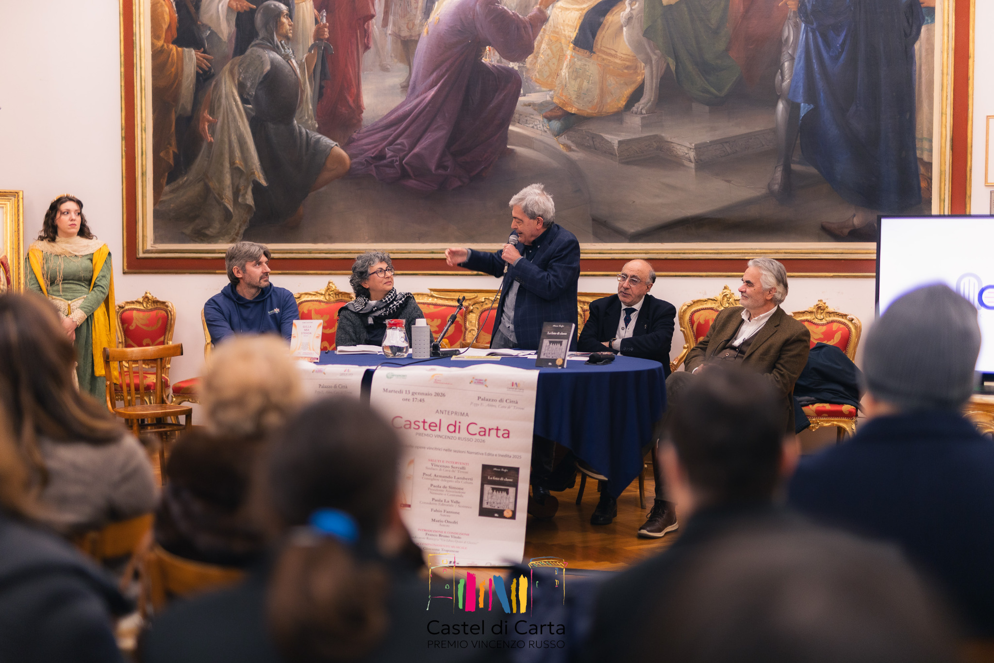 Castel di Carta · Presentazione 2026 · Il dialogo al tavolo degli ospiti